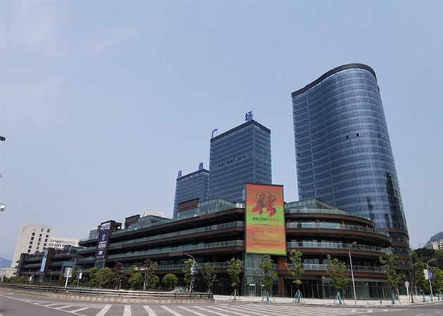 Aluminum Smallpox Installation Aluminum Smallpox Installation